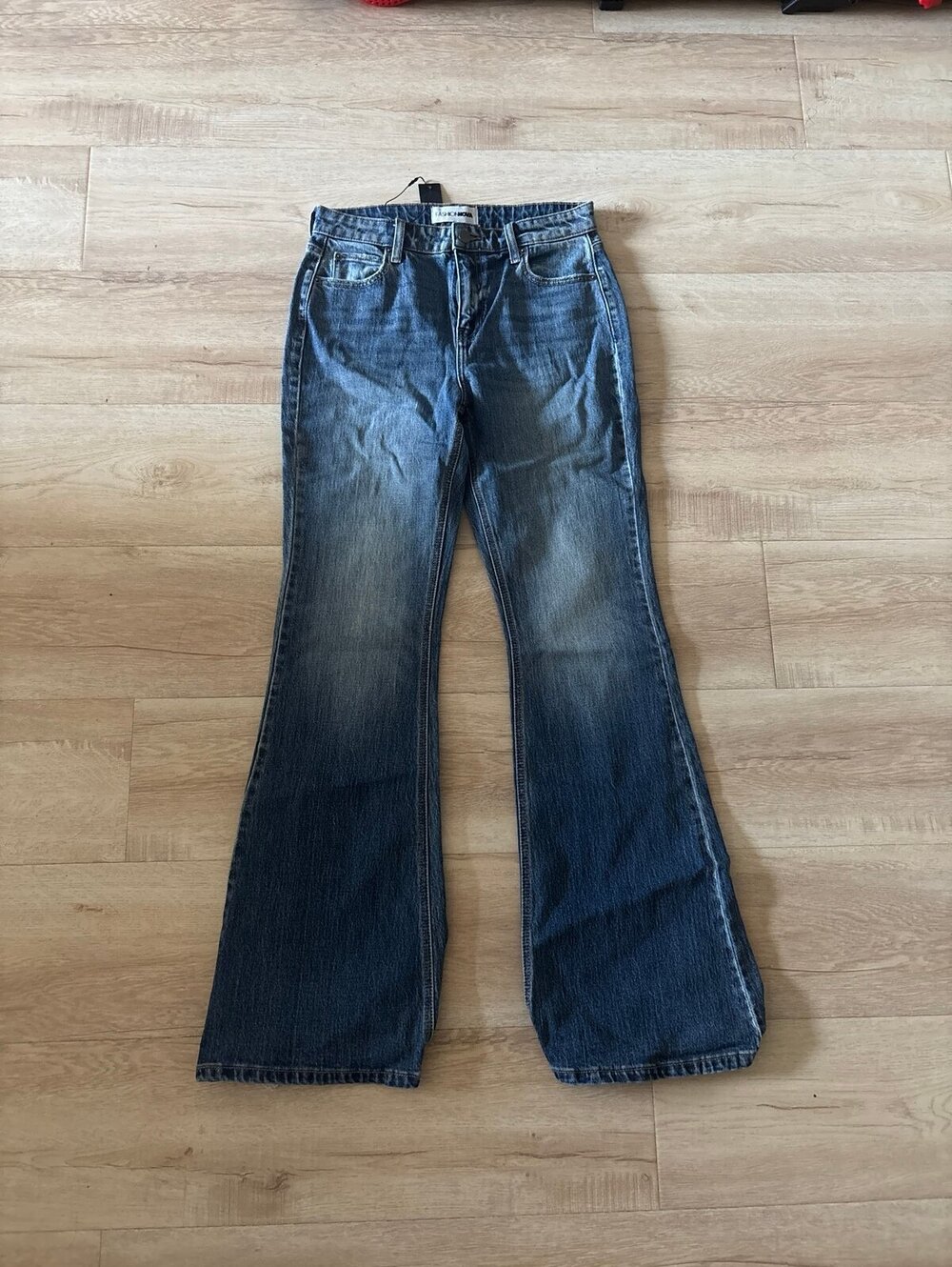 FASHION NOVA JEANS SIZE 7